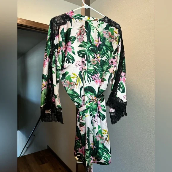 Victoria’s Secret Robe Kimono Sleepwear Lingerie XS/S Tropical Luxe - Picture 5 of 7